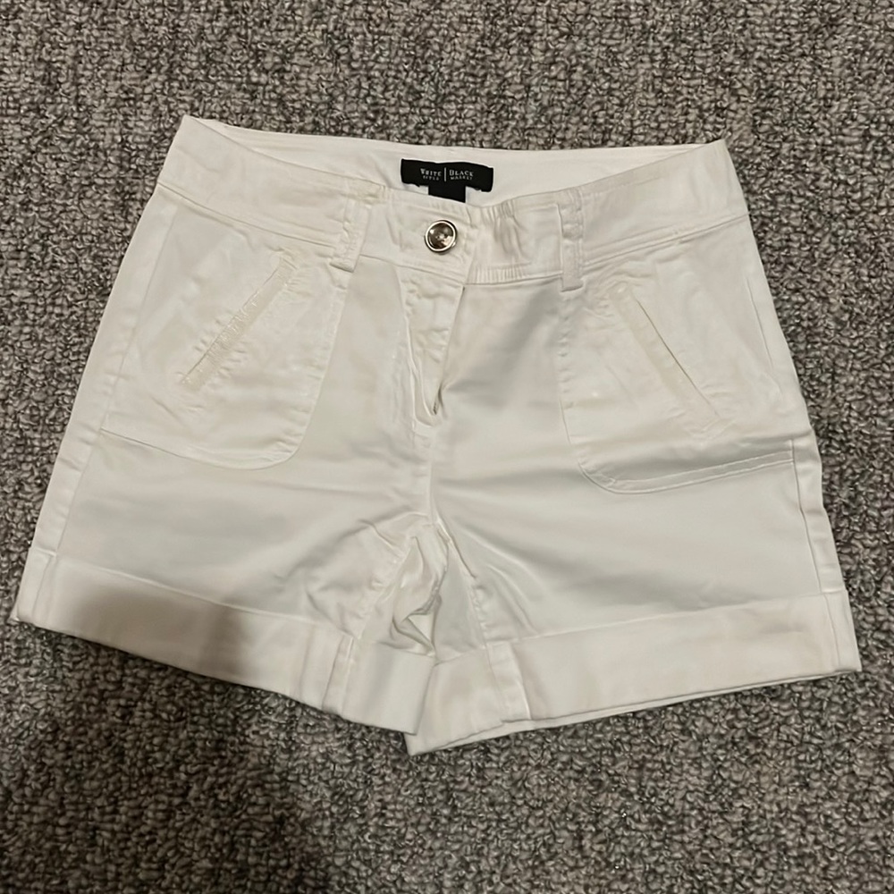 White House Black Market, Size 00